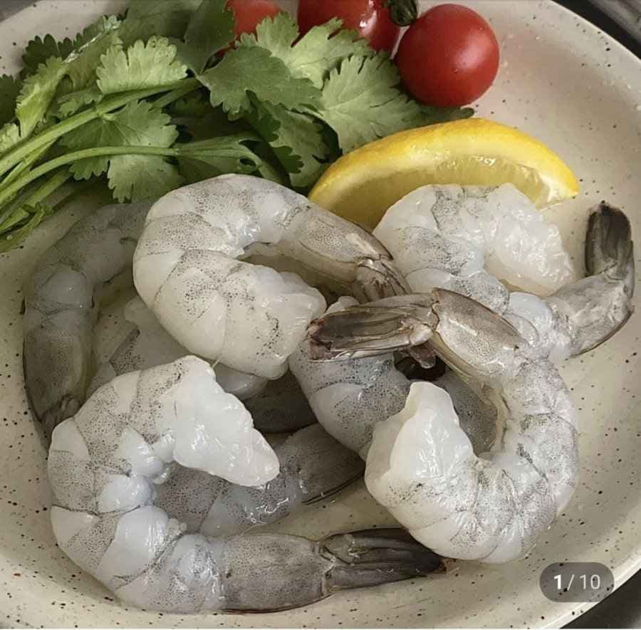 칵테일새우 흰다리새우살 냉동 21-25 900g 2개 (33,000원/무료)
